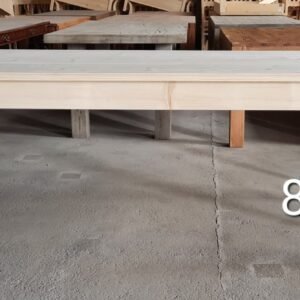 K. Raktáron Esztergált lábú asztal 250x90x80 - új készítésű